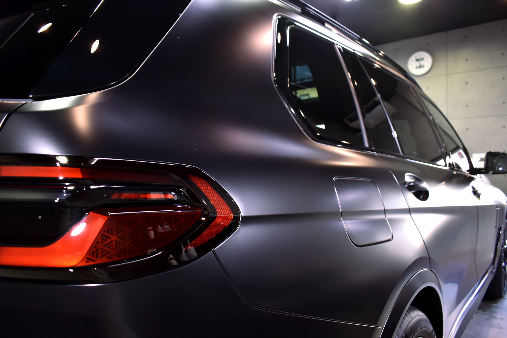 BMW X7 BLACK-α | セラミック・ガラスコーティング（車とバイク）は 